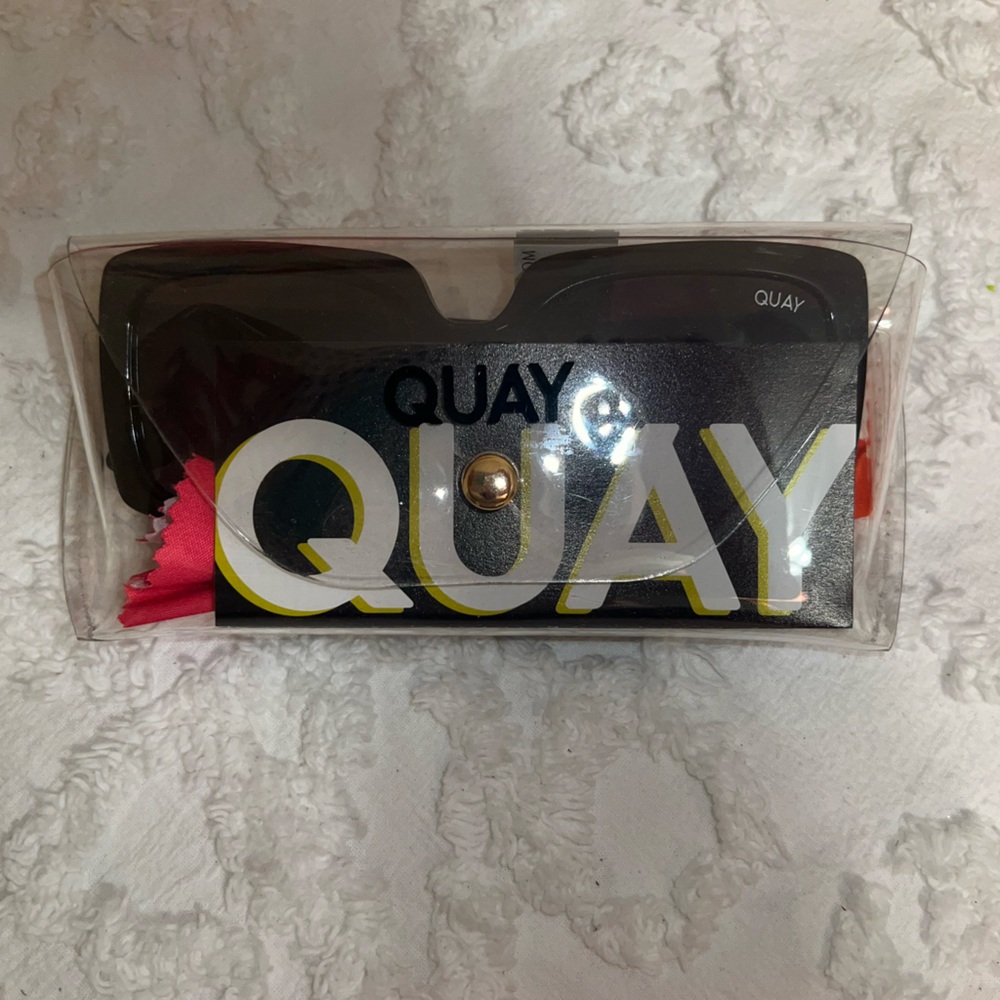 NWT Quay shades